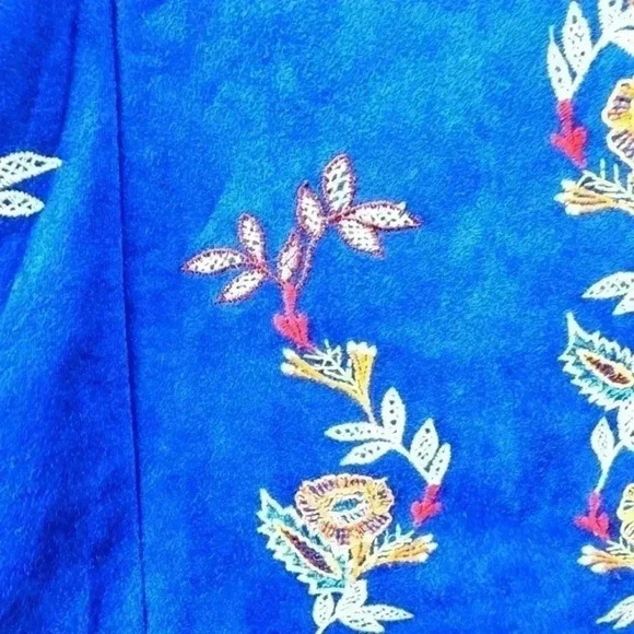 Zara Blue Faux Suede Floral Embroidered Blouse, Size Small Bohemian - Picture 4 of 7